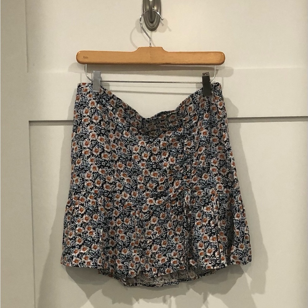 Wild Fable Daisy Skirt